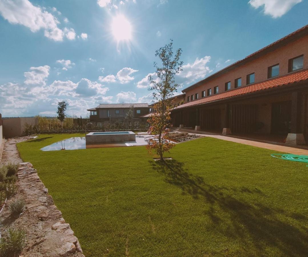 Apartamentos Walden By Gaiarooms Morille Екстер'єр фото
